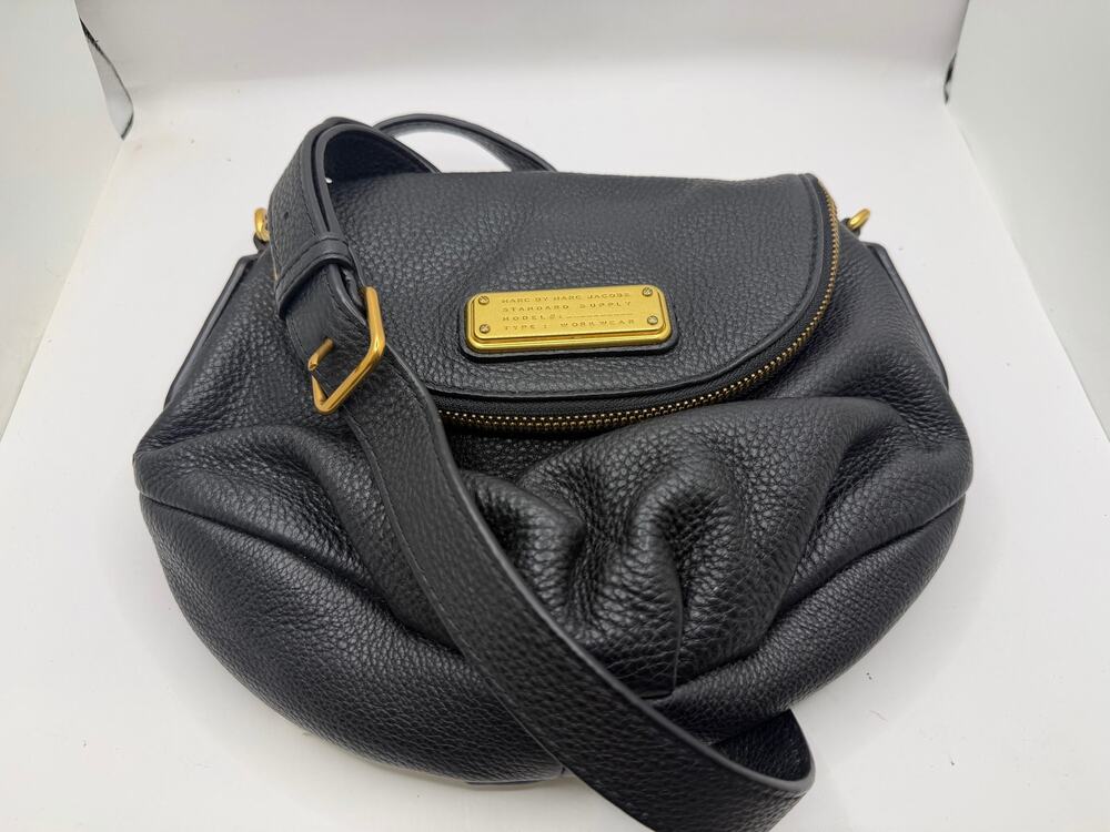 Marc By Marc Jacobs Classic Q Mini Natasha Black Leather Crossbody Bag Gold
